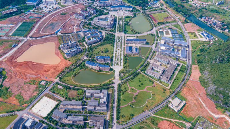 国产电子元器件：质量对比与替代之路