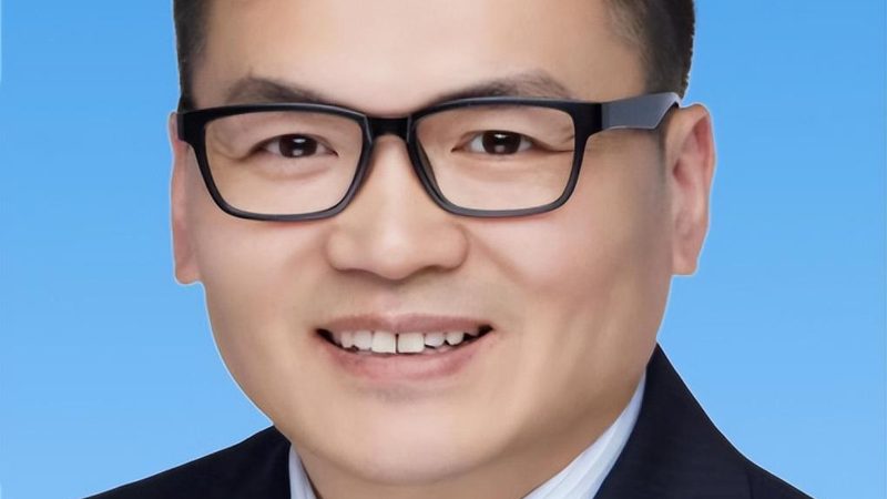 电子加工材质选择：揭秘影响性能的关键因素